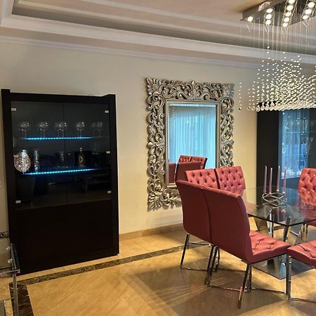 El Embrujo De Banus Es Lujo, Tranquilidad Y Prestigio En Marbella Leilighet Eksteriør bilde